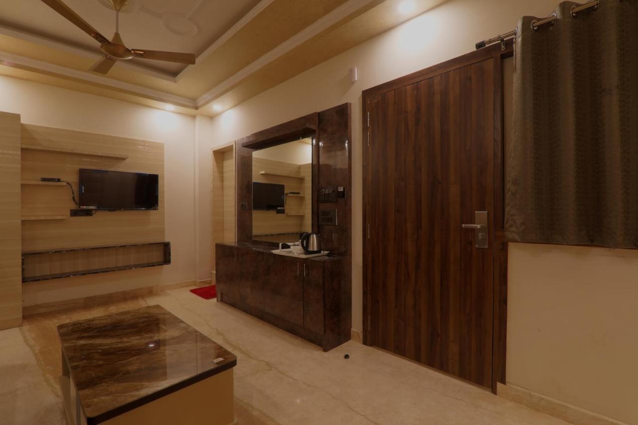 Shri Tirupati Residency 호텔 러크나우 외부 사진