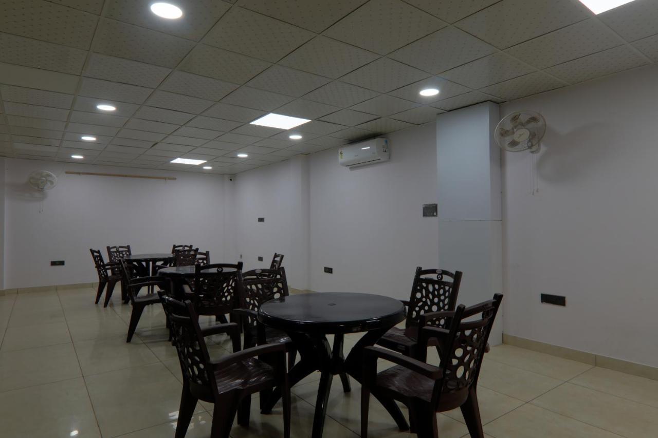 Shri Tirupati Residency 호텔 러크나우 외부 사진