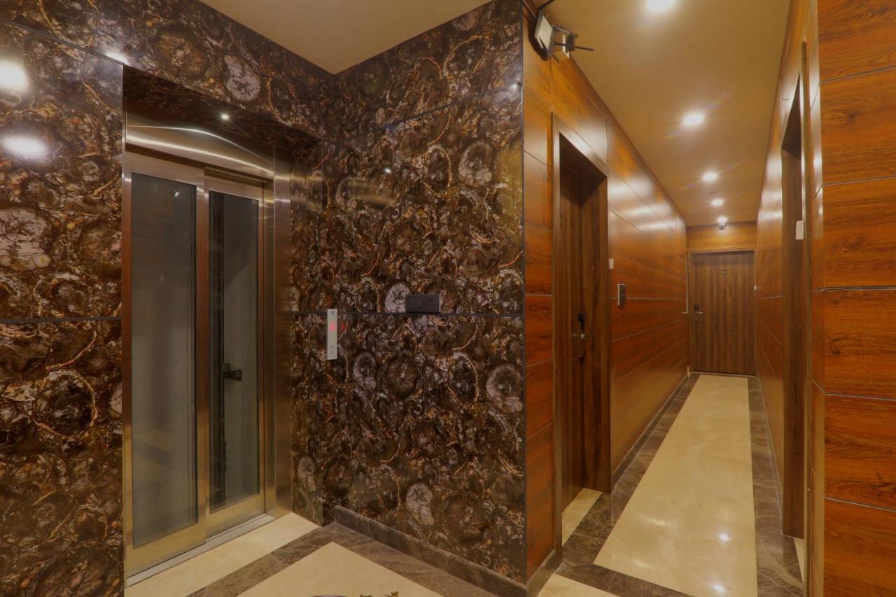 Shri Tirupati Residency 호텔 러크나우 외부 사진