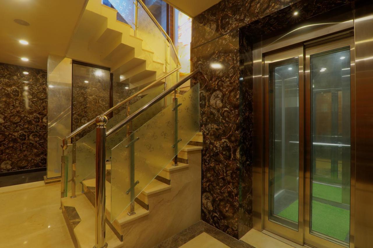 Shri Tirupati Residency 호텔 러크나우 외부 사진