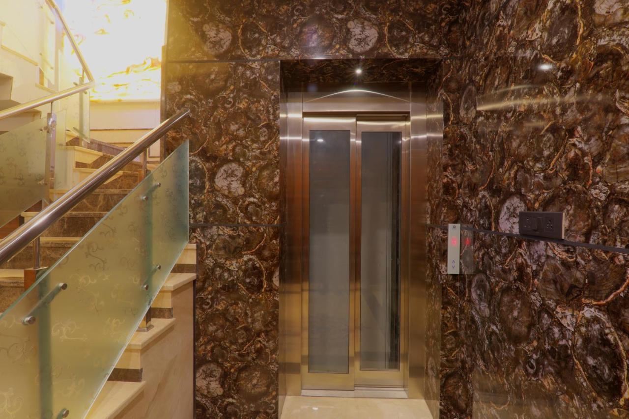 Shri Tirupati Residency 호텔 러크나우 외부 사진